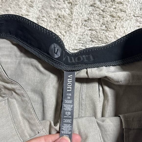 Vuori Men's Aim Golf Pant - Picture 5 of 5